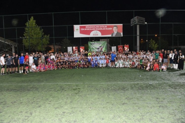 Yıldız Cup 2025 Futbol Turnuvası'nda kupalar sahiplerini buldu