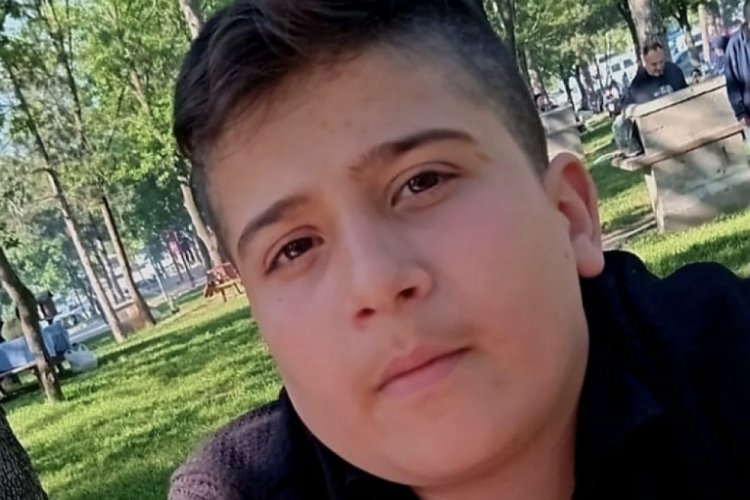 Bursa'da kayıp! Emirhan her yerde aranıyor...
