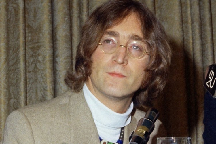 John Lennon'ın yazdığı aşk mektubu açık artırmaya çıkarılıyor