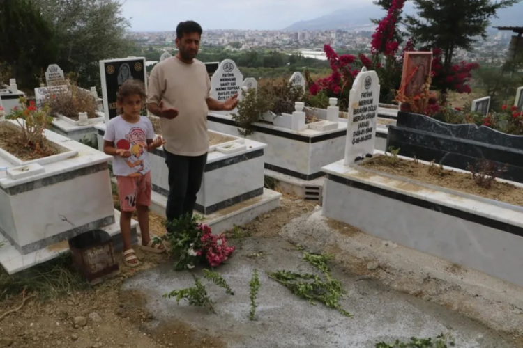 Sadece boğazı ağrıyordu! 3 çocuk annesi genç kadın hayatını kaybetti