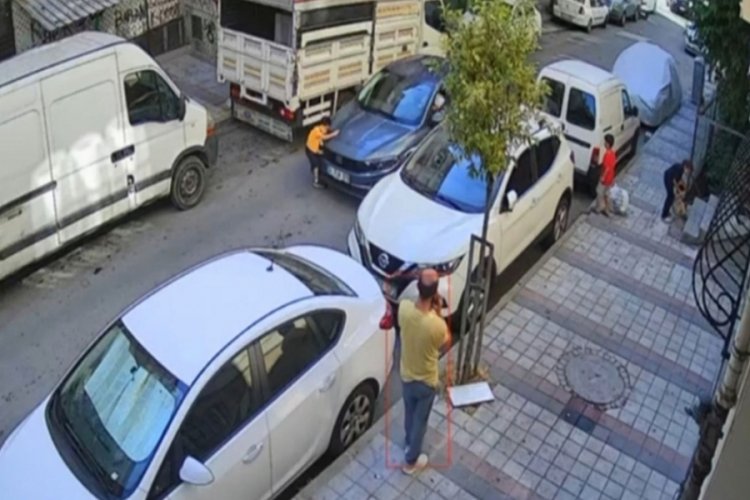 Yola fırlayan çocuğa otomobil çarptı