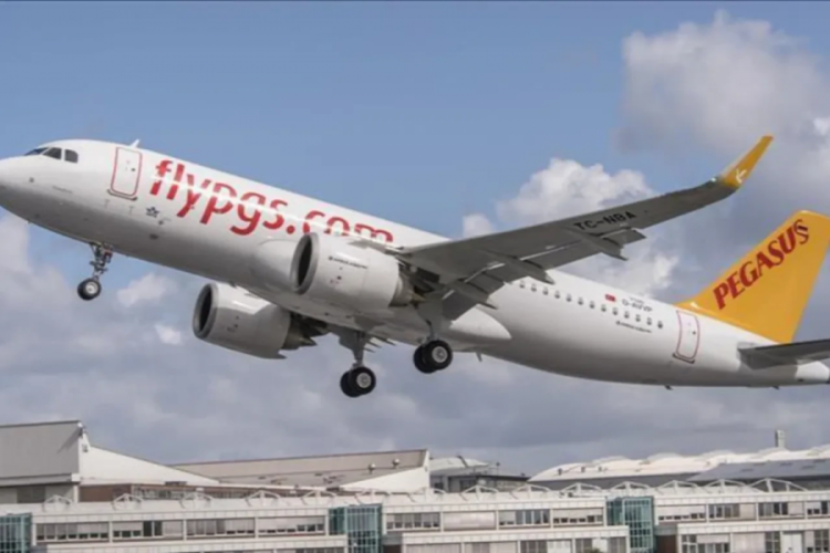 Pegasus'tan 11 Euro'ya uçak bileti!