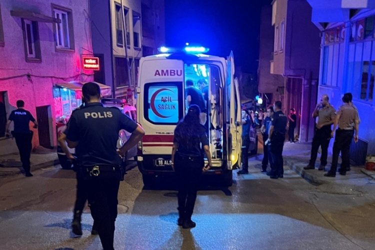 Bursa'da film gibi anlar: Polisi yaraladı!