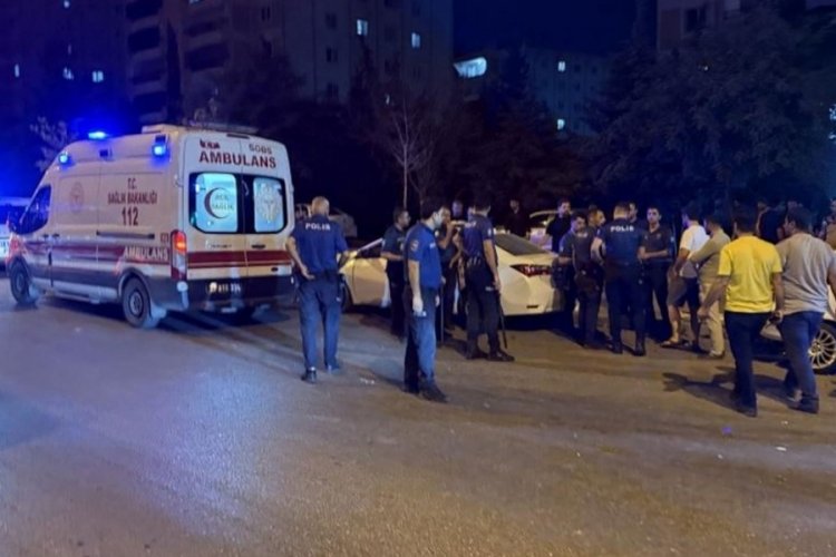 Ortalık savaş alanına döndü: 6 yaralı, 12 gözaltı