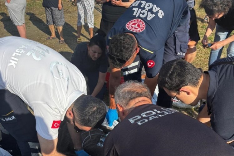 3'ü çocuk 4 kişi boğulma tehlikesi geçirdi