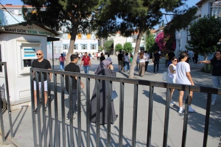 LGS'de 8 öğrenci tam puan aldı
