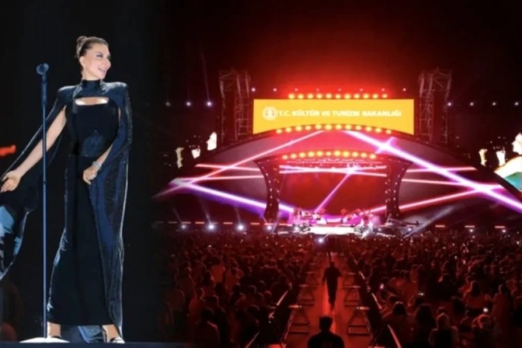 Ebru Yaşar Bodrum'da sahne aldı