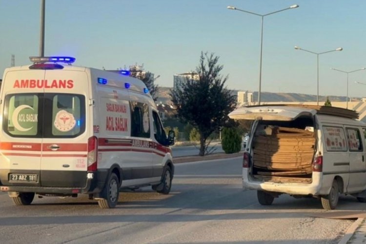 Panelvandan düşen çocuk ağır yaralandı
