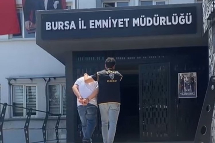 Bursa'da 'story' attı, sonu karakolda bitti