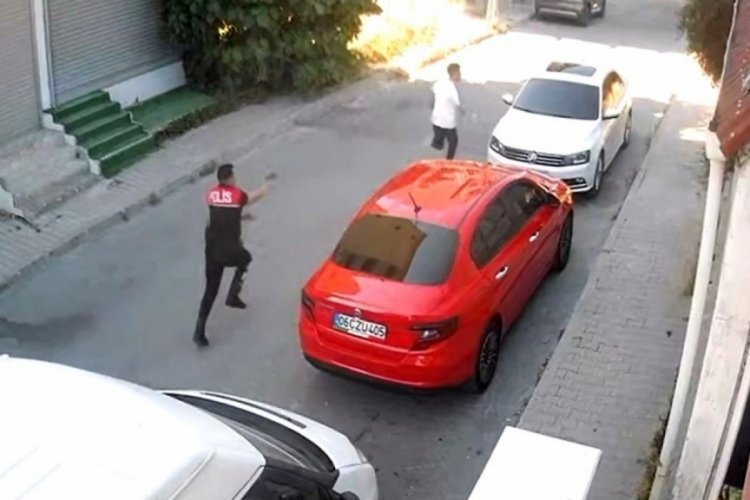 Polisler yetişmese başından vurulacaktı! Faciayı önlediler...