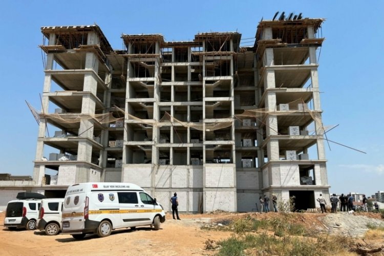 Aydın'da 8'inci kattan düşen inşaat işçisi ağır yaralandı