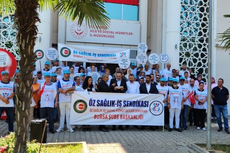 Öz Sağlık İş Sendikası, işverenin sunduğu teklifi protesto etti