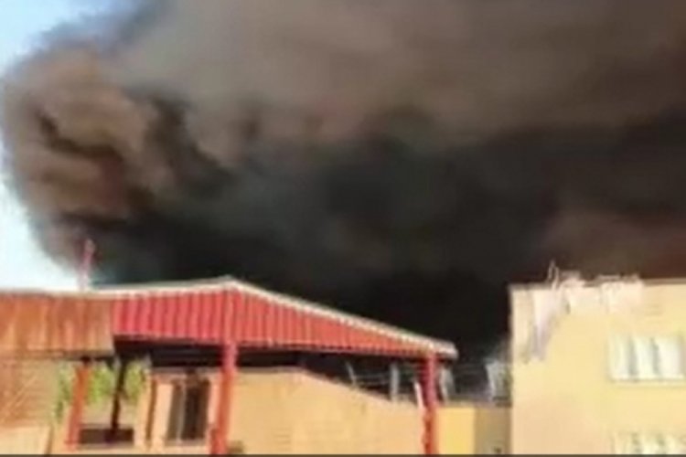 Bursa'da geri dönüşüm tesisinde yangın