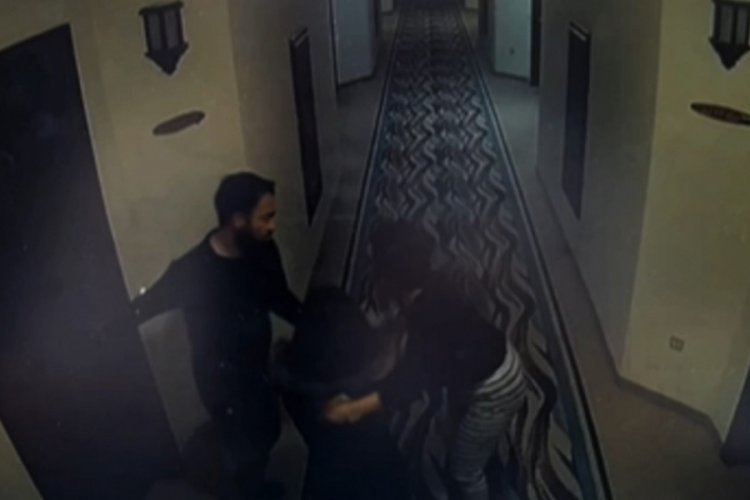 Otelin yöneticileri yangın anında böyle kaçmışlar: O anlar kamerada