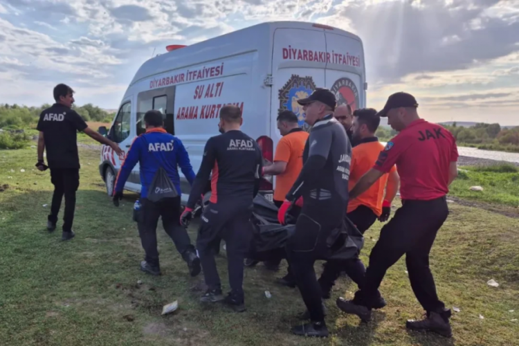 Kardeşini kurtarmak isterken kaybolmuştu! 17 yaşındaki gençten acı haber geldi