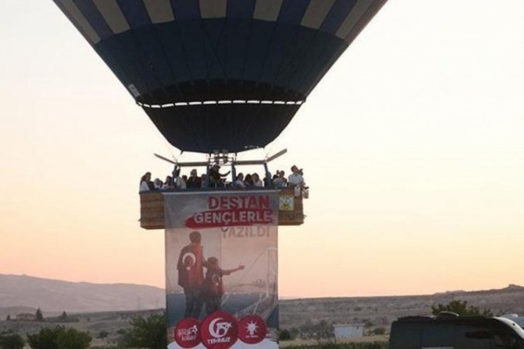 Sıcak hava balonları, Türk bayrağı ve şehit Ömer Halisdemir posteri ile havalandı