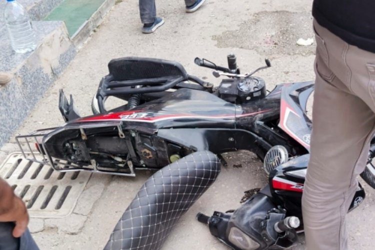 Elektrik hattı korunsun diye yapılan kasis, motosikletliyi hastanelik etti