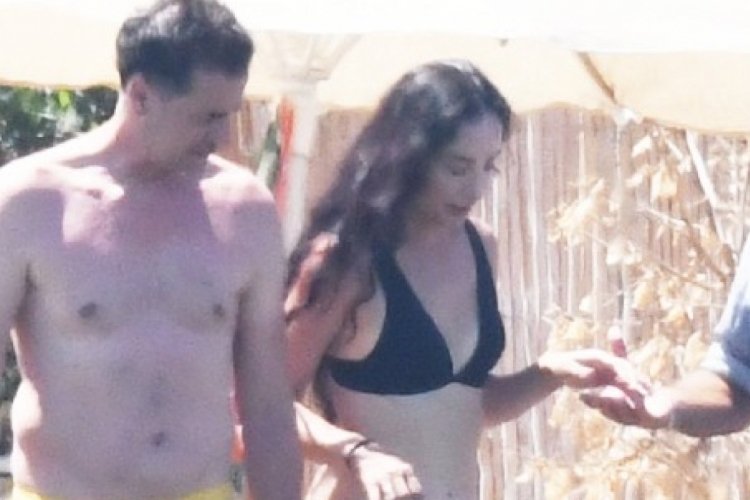 Bekir Aksoy ve Eşi Nazife Aksoy'un Bodrum kaçamağı