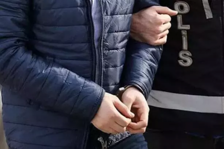 4 ilde FETÖ operasyonu: 8 gözaltı kararı