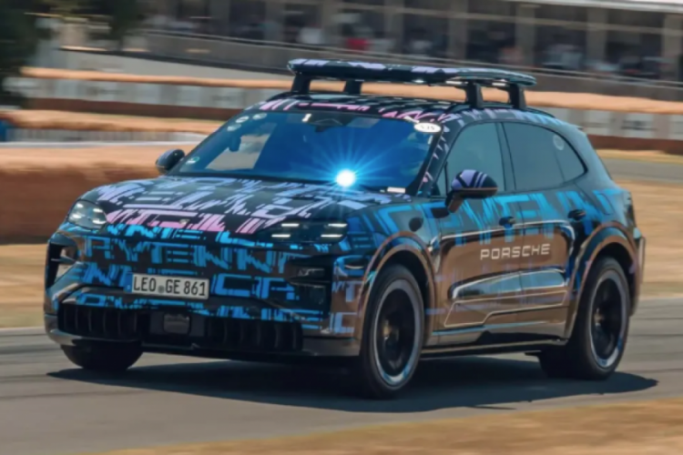 Yeni nesil elektrikli Porsche Cayenne, eylülde geliyor