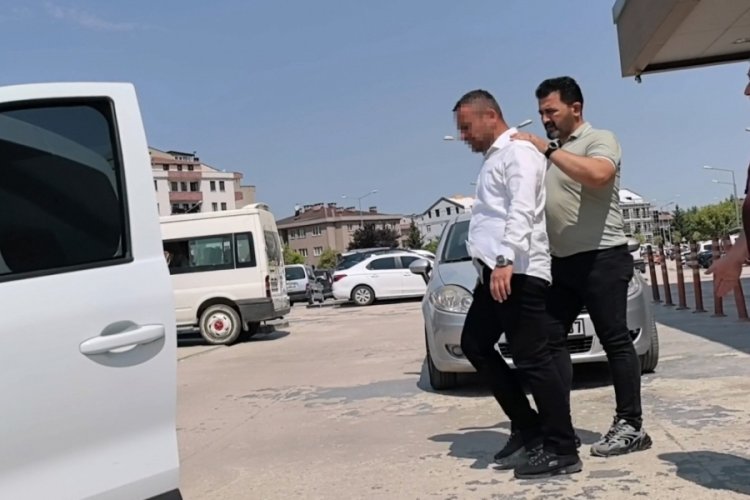 Bursa'da pencereyi beğenmedi: İş yeri kurşunladı!