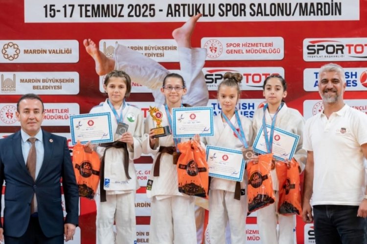 Osmangazili minik judocudan Türkiye ikinciliği
