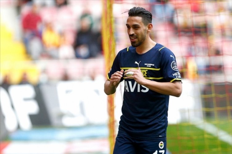 İrfan Can Kahveci'den Fenerbahçelileri üzecek karar