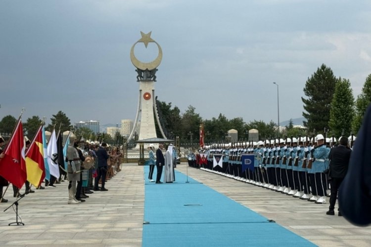Cumhurbaşkanı Erdoğan, BAE Devlet Başkanı Al Nahyan'ı resmi törenle karşıladı