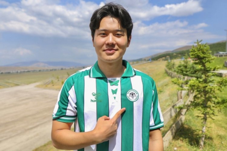 Konyaspor, Güney Koreli oyuncu Jin-Ho Jo'yu renklerine bağladı