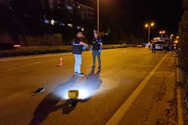 Karabük'te yolun karşısına geçerken otomobilin çarptığı genç hayatını kaybetti