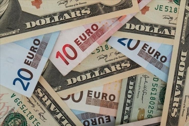 Euro/dolar için yeni tahmin