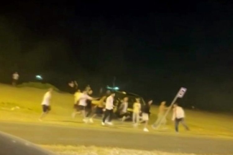 'Yan baktın' kavgası kanlı bitti: Polis yaralandı
