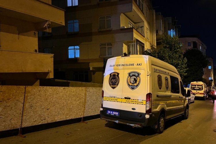 İstanbul'da bir genç evinde ölü bulundu