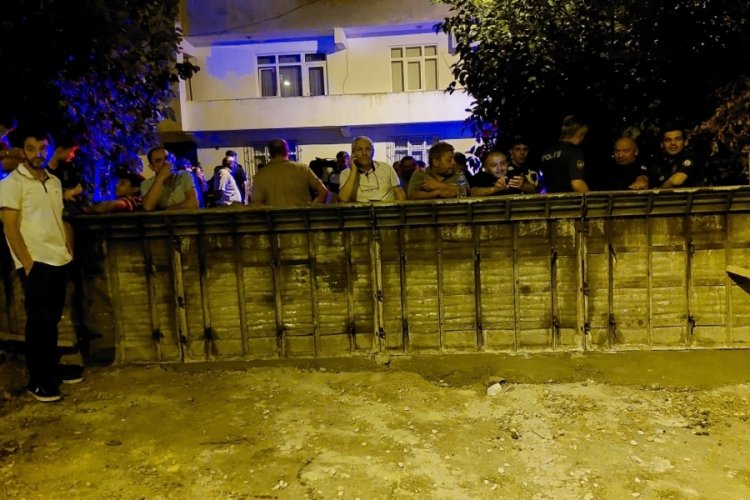 "Burası benim arsam" dedi: Yolu kapattı!