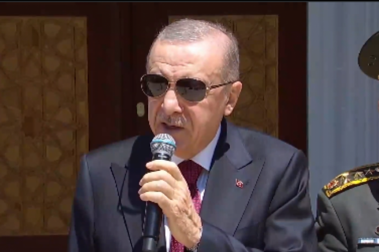 Cumhurbaşkanı Erdoğan, cami açılışında!