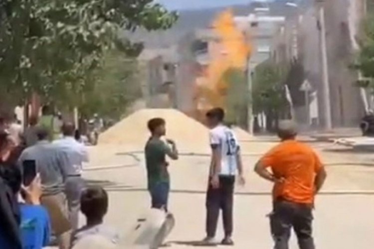 Doğal gaz borusu patladı!