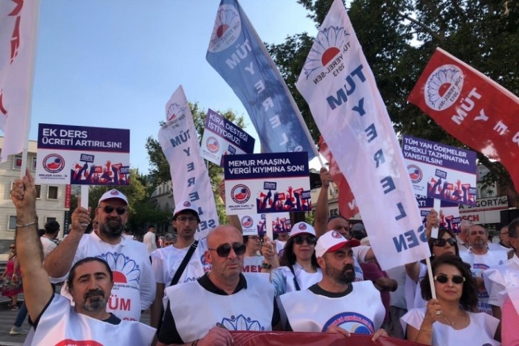 Birleşik Kamu-İş Bursa'dan seslendi, "Emeğin, eşitliğin ve özgürlüğün tarafındayız"