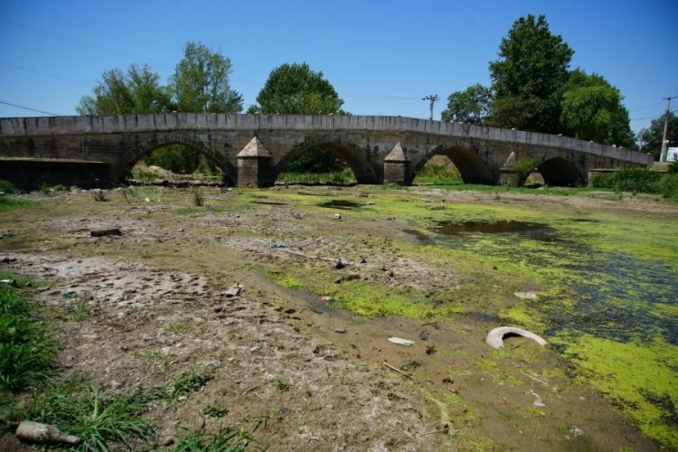  Tunca Nehri'nde su akışı durdu
