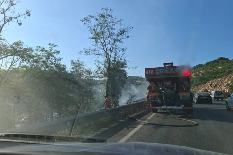 Bursa'da trafiği kilitleyen yangın!&nbsp;