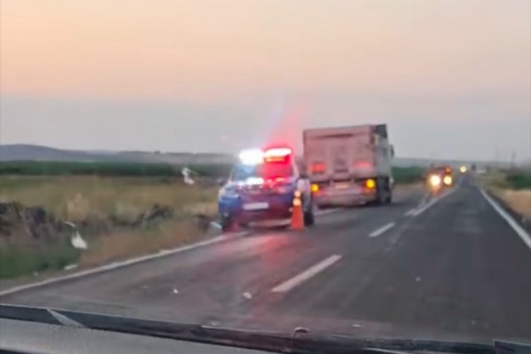 Tarım işçilerini taşıyan iki araç çarpıştı: 11 yaralı