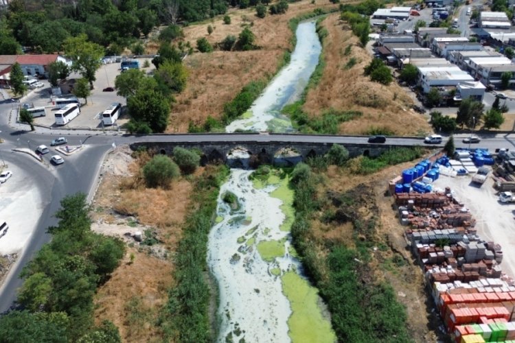 Lüleburgaz Deresi'nin rengi değişti