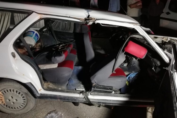 Malatya'da hafif ticari araç ile otomobil çarpıştı: 8 yaralı