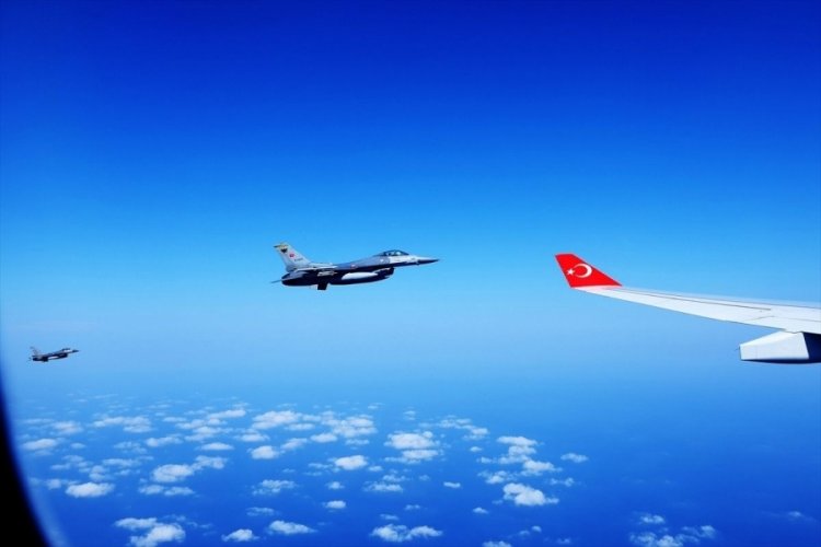Cumhurbaşkanı Erdoğan'a F-16'lar eşlik etti!