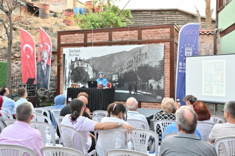 Bursa'da 'Kent Tarihi Söyleşileri'nin son konuğu Ayşe Özkan Emanet oldu