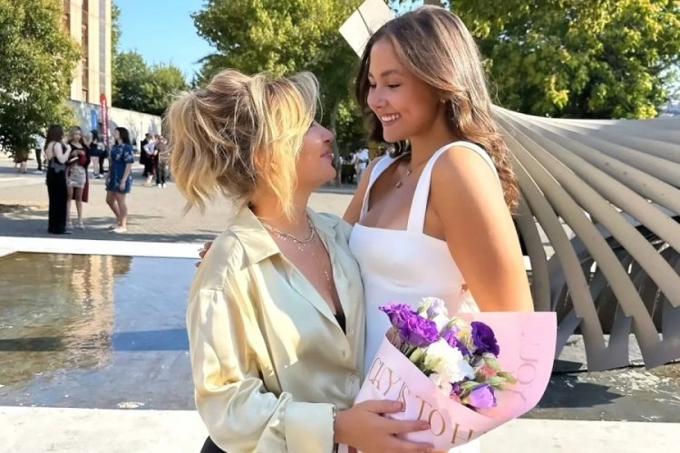 90'lara damga vuran isimdi, şimdi boyundan büyük kızı var