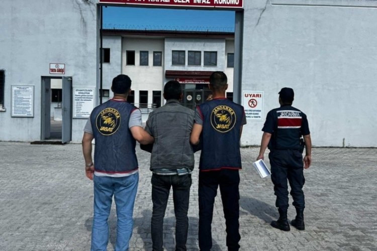15 yıl hapis cezası bulunan şahıs jandarma tarafından yakalandı