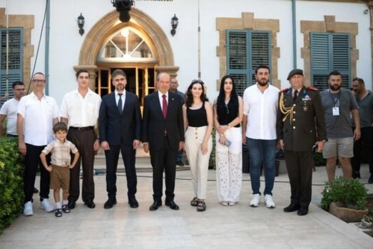 Cumhurbaşkanı Ersin Tatar'dan set ziyareti