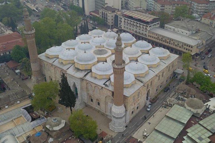 Bursa'dan sert tepki! "Camiler gösteri sahnesi değil"