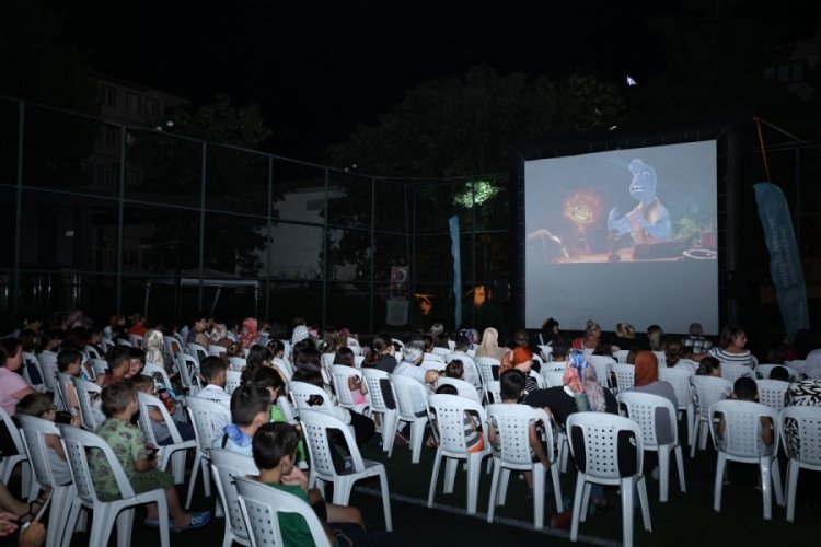Nilüfer'de çocukların sinema keyfi başlıyor