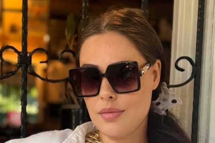 Ferdi Tayfur'un kızı Tuğçe Tayfur'dan olay gönderme geldi